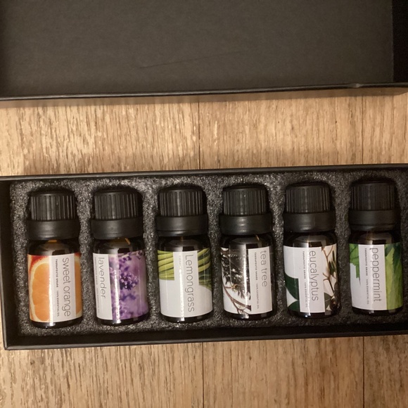 VICTSING Ultrasonic Oil Diffuser PLUS Pure Aroma 100% Natural Essential Oils - Picture 6 of 7